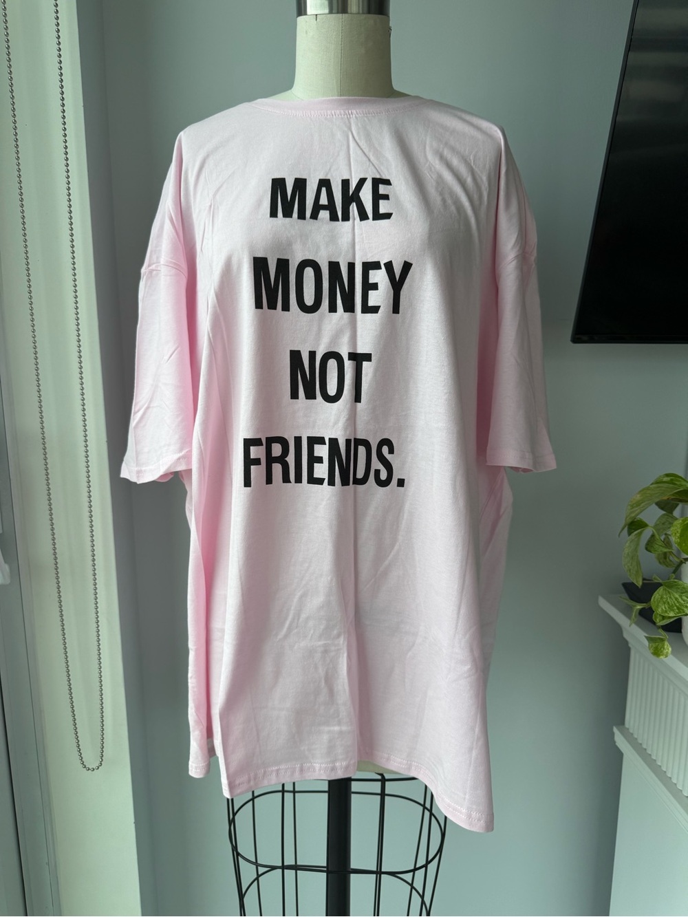 “Make money not friends” Crewneck Tee